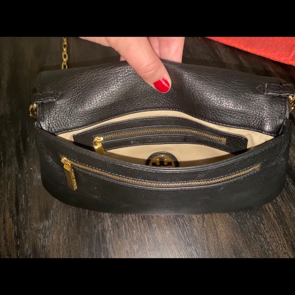 Tory Burch cross body/shoulder bag - Picture 3 of 6